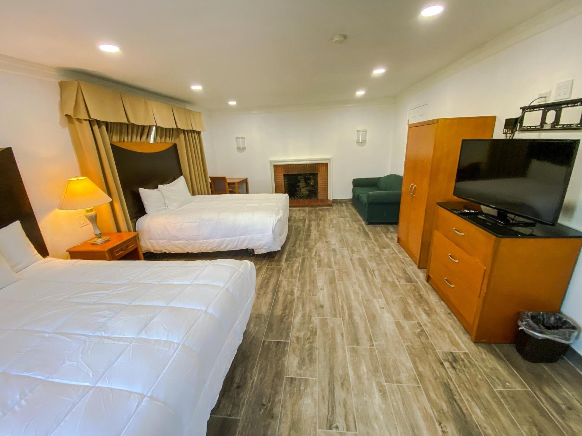 Town And Country Inn Santa Barbara Esterno foto